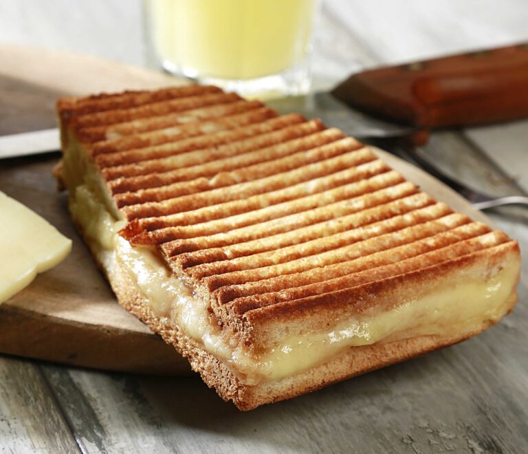 Kaşarlı Tost